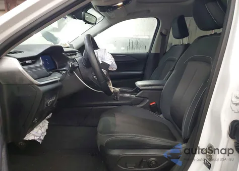 2024 Jeep Grand Cherokee L Laredo z USA, uszkodzony, nr VIN 1C4RJKAG3R8933627